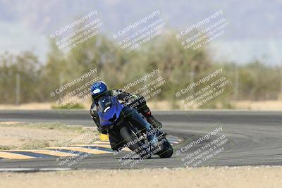 media/Nov-16-2025-Race Pace (Sun) [[8c5fa54630]]/Verified Riders/2-Turn 7 (945am)/